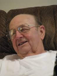 Lori Mastro's Instagram, Twitter & Facebook