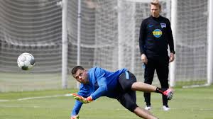 Latest on hertha berlin goalkeeper rune jarstein including news, stats, videos, highlights and more on espn. Jarstein Kein Ruckhalt Aber Ruckhalt Fur Jarstein Kicker