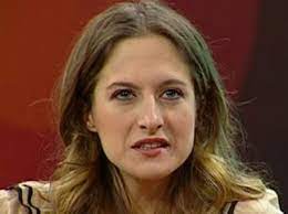 Kemoterapi tedavisi devam eden oyuncu son halini sevenleriyle paylaştı. Canan Erguder 133667 Uludag Sozluk Galeri