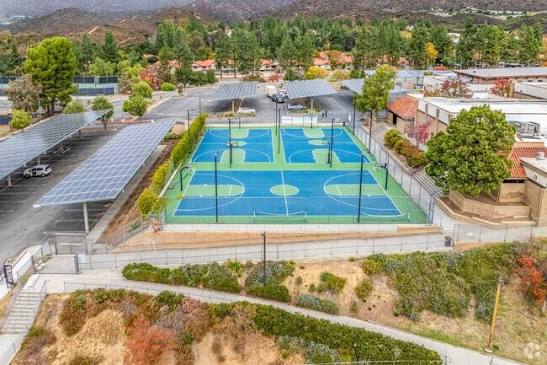 Oak Park High School in Oak Park, CA - Homes.com