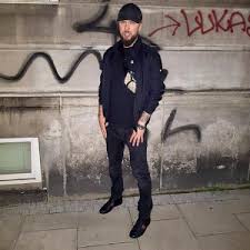 Find the latest tracks, albums, and images from malik montana. Malik Montana Ciach Bajera Tekst Piosenki Spin Lyrics
