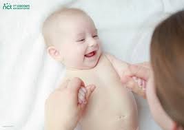 Hello my name is Emma Wright. I am a Community Midwife at Kingston  Hospital. I love working