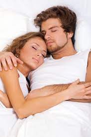The Sleeping Position Determines Your Relationship Couple Sleeping Couples Best Couple Pictures