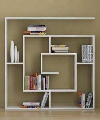 Sebagai pembaca yang rajin dan penggemar desain, tidak ada yang kita sukai selain momen rak buku yang penuh gaya. Diy Rak Pokok Desain Dekorasi Rumah
