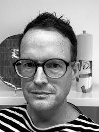 Gary Gribble's Instagram, Twitter & Facebook