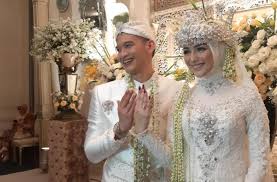 She has appeared on the soap opera kepompong and in various television films on sctv in indonesia. Jelang Pernikahan Citra Kirana Ali Syakieb Sibuk Olahraga Matamata Com