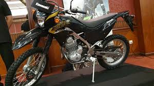 Patuhi jadwal perawatan dalam buku manual anda. Modifikasi Motor Klx Warna Hitam Arena Modifikasi