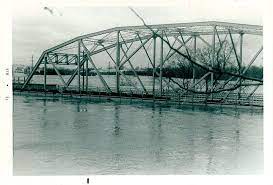Duck River Bridge In Shelbyville Tn Shelbyville Rocky Top Tennessee American Red Cross