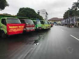 Semarang driver vacancies the latest semarang driver vacancies truck driver vacancies vacancy for driver semarang solo. Sopir Mogok Kerja Puluhan Truk Sampah Di Jember Diparkir Depan Pemkab Faktualnews Co