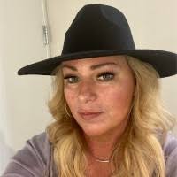 40+ "Christina Cam" profiles