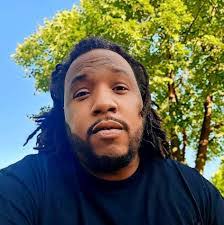 Kurtis Griffin's Instagram, Twitter & Facebook