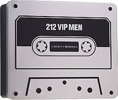 Explore e compre todas as últimas coleções de pronto para vestir, fragrâncias e acessórios. Carolina Herrera 212 Vip Men Duftset Eau De Toilette 100ml Duschgel 100ml Makeupstore De