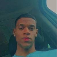 60+ "Moisés L." profiles