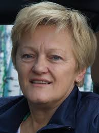 So wie all die den diebischen politikern wichtigen schätze, zu deren schutz renate künast von den grünen maßnahmen… Category Renate Kunast Wikimedia Commons