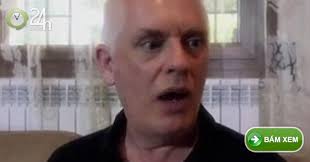 Giảng viên đóng phim "nóng" suốt 10 năm không ai biết