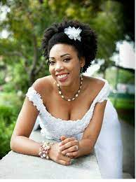 Coiffure Afro Mariage Cheveux Crepus Coiffure Mariage Cheveux Crepus Afro Coiffure Afro Coiffure Mariage Inspiration Cheveux