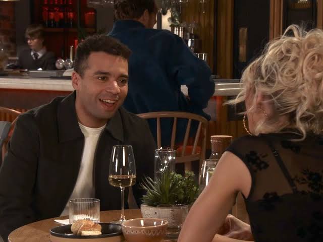 Coronation Street's Ollie Driscoll actor has very different voice in real  life - Liverpool Echo