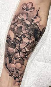 Hummingbird Tattoos Meanings Tattoo Designs Ideas In 2021 Mom Tattoos Realistic Flower Tattoo Hummingbird Tattoo Black