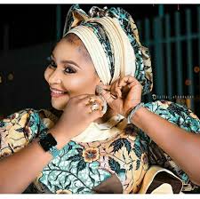 Shin kowa jarumar kannywood halima atete zata aura ??? Fim Magazine Halima Atete Africanbeauty Hausaactress Facebook