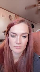 Peggy Mueller's Instagram, Twitter & Facebook