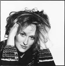 Dicono che il mondo è di chi si alza presto. Non è vero. Il mondo è di chi  è felice di alzarsi.” Auguri per i suoi 90 anni a Maria Luisa Ceciarelli...