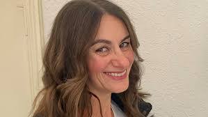 Shana Levine's Instagram, Twitter & Facebook