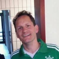 80+ "Tom Schall" profiles