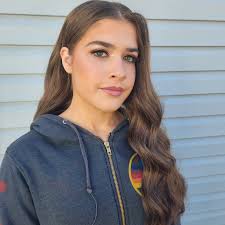 Ahuva Katz's Instagram, Facebook & TikTok