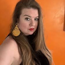 Hello World! Today is my birthday! Please give me a present by reading this  essay by Katherine Needleman. L!nk in c0mments. An entire year has passed  since The Article, written by Sammy