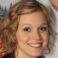 Amanda Bowlin's Instagram, Twitter & Facebook