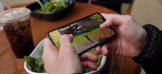 Tudo sobre o samsung galaxy j5 prime celular: Fortnite Para Android Ultrapassa 15 Milhoes De Jogadores Epic Games Comenta Sobre O Jogo Tudocelular Com