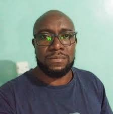 What type of onion is suitable for planting in Isiolo?