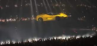 Otherwise phoenix performs like any other flying mount and same rules apply. Learn How Drake S Ferrari Laferrari Flies At His Shows
