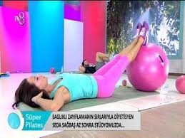 Yayınlanan video setleri aynı zamanda piyasada uygun fiyatlara satılmakta. Ebru Salli 3k Pilates Kol Sirt Karin Bolgesi Youtube How To Do Yoga Ball Exercises Pilates