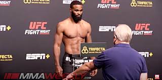 Louis, missouri and the #22nd ranked top welterweight mma fighter. Video Tyron Woodley Refuses To Wear Mask As He And Colby Covington Make Weight For Ufc Vegas 11