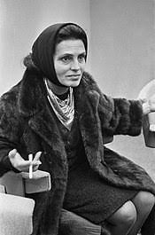 Born in lisbon, portugal, official documents have her date of birth as the 23rd july, but rodrigues always said her birthday was the 1st july 1920. Amalia Rodrigues Wikipedia