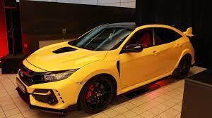 At its heart is a vtec ® engine, which gives you better performance at high rpm, and consumes less fuel at low rpm. 2021 Honda Civic Type R Limited Edition First Look Hot Gets Hotter
