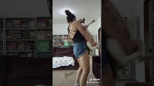 Meninhas dancando indir, meninhas dancando videoları 3gp, mp4, flv mp3 gibi indirebilir ve indirmeden izleye ve dinleye bilirsiniz. Dancando Com Nina No Tik Tok Youtube