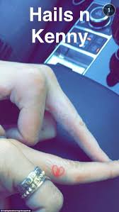 Girl S Tattoo Broken Heart Placement Finger Broken Heart Tattoo Tattoos Celebrity Tattoos