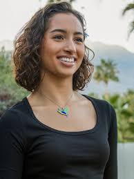 Imogen Green Color Capsule