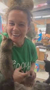 Brushing the babies and they were loving it! Getting them ready for their  surgery tomorrow!! #biggysfarmandfeed #kristiskrittersnewbeginnings  #fosteringsaveslives #mimi