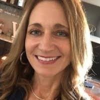 Melissa Voss's Instagram, Twitter & Facebook