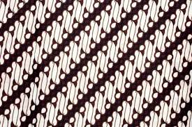 Motif ini sangat banyak sekali, huruf arab yang di gunakan juga beragam. Motif Motif Cantik Batik Pekalongan