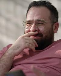 Acá pensando el próximo posteo 🥰😂 Mañana, volvemos a la programación  habitual, después de unos días de descanso. Gracias por las fotos  @maiumassella. 😊