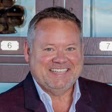 Dana Fitzpatrick and Anne Reichard