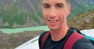 Soldier from Twin Cities falls to his death while