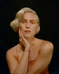 15 Minute Live Performances: Grace Weber