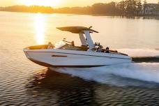 On-Water Boat Show at Charlie’s on Prior