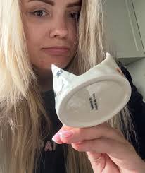 Milion osób śledziło moją sprawę z krówką filiżanką z Wietnamu … to jest  jakiś obłęd 😆. Dostaje maile, czy się udało uratować … wiem, że nie  wszyscy śledzą wszystkie moje posty, ale