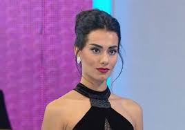 Nur Bozar Youtuber Olarak Basarili Olur Mu Mayk Sisman